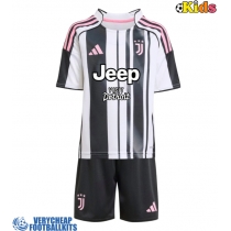Juventus Manuel Locatelli #5 Replica Home Minikit 2025-26 Short Sleeve (+ pants)